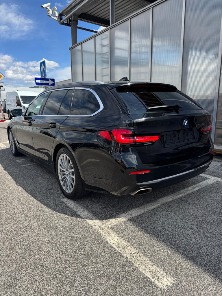 BMW rad 5 Touring 2021 - 2