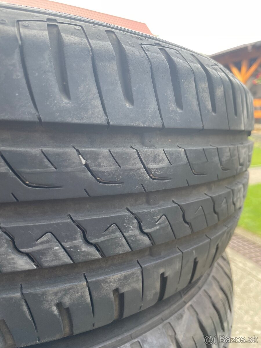 195/60R15 88H BARUM - 2
