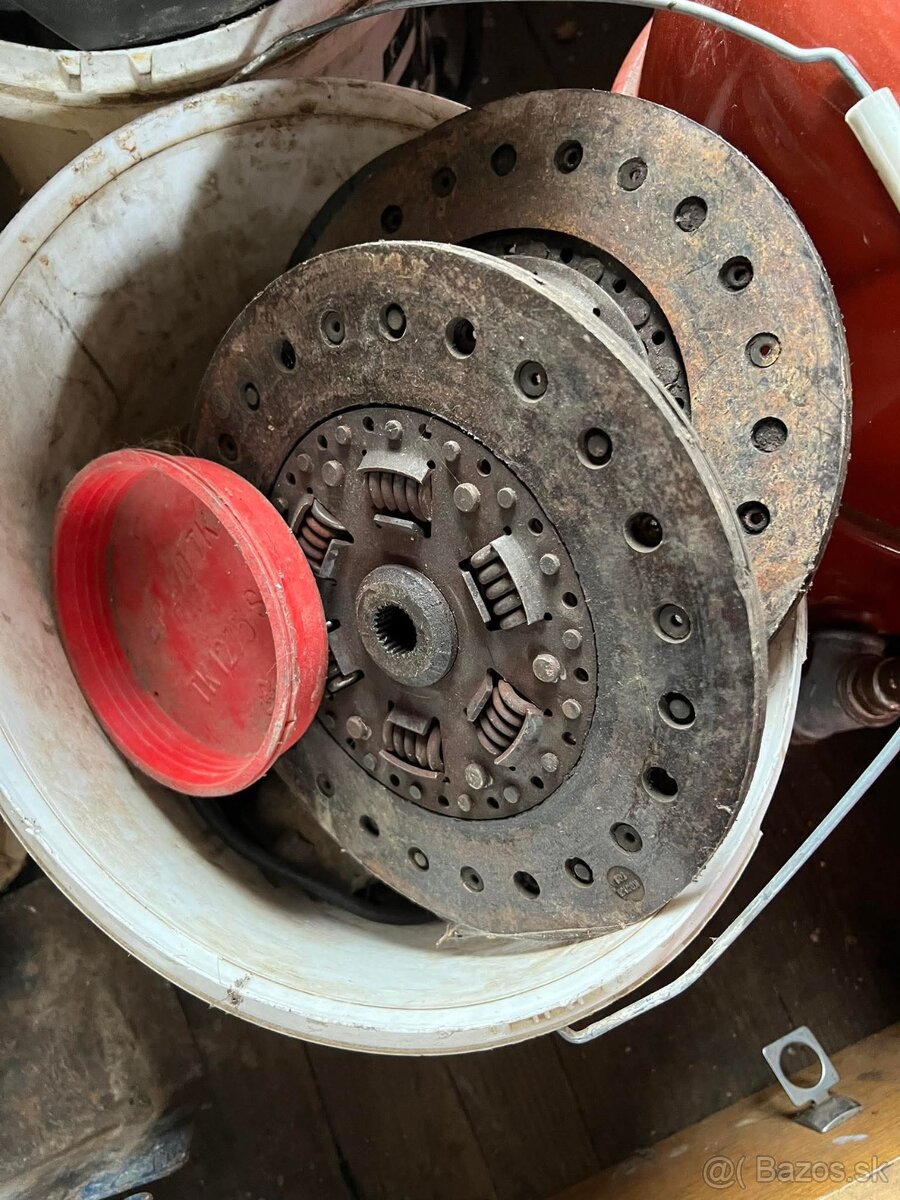 Poloosi na multikaru + iné náhradné diely - 2