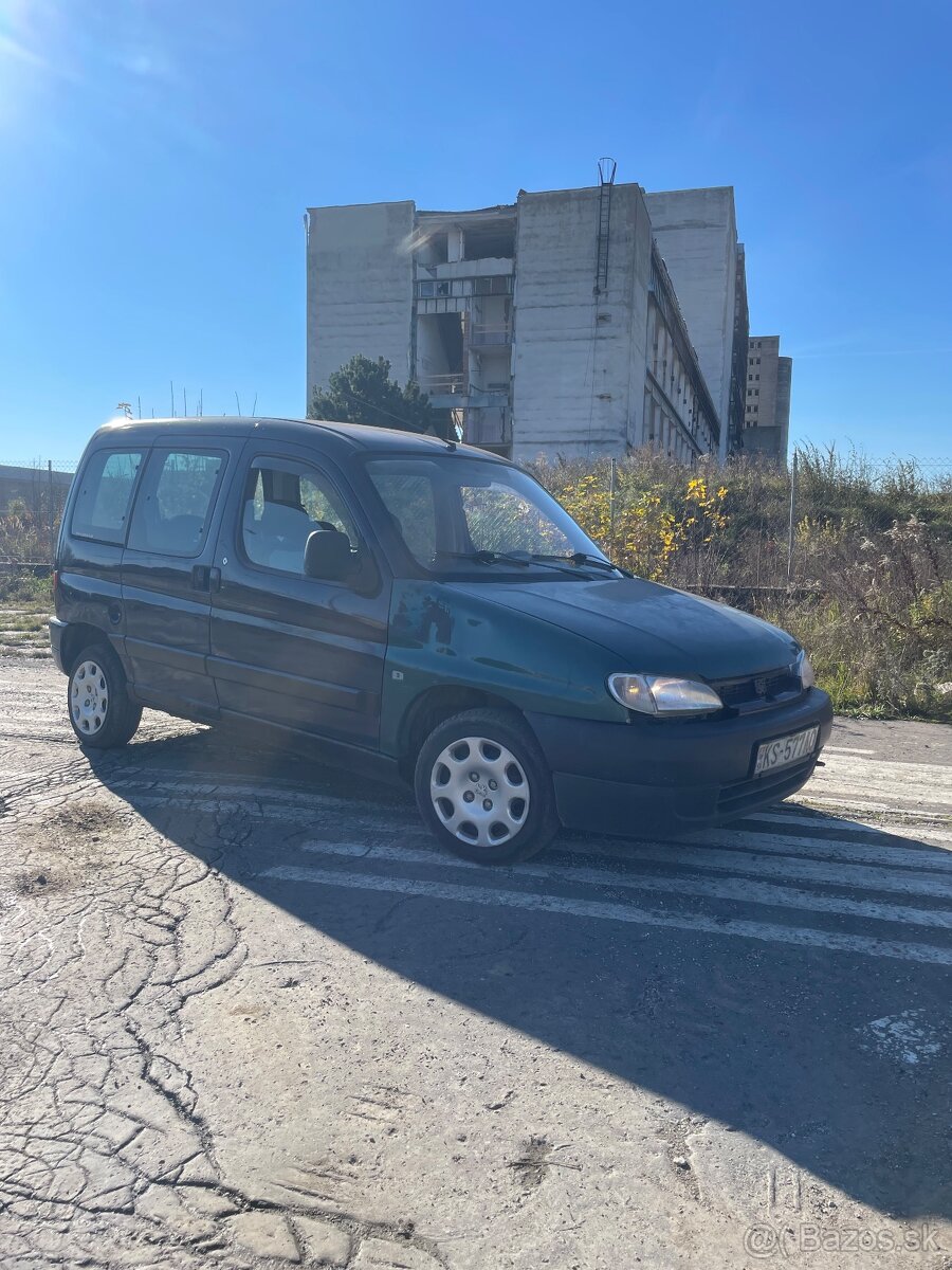 Predám Peugeot partner 2.0 hdi - 2