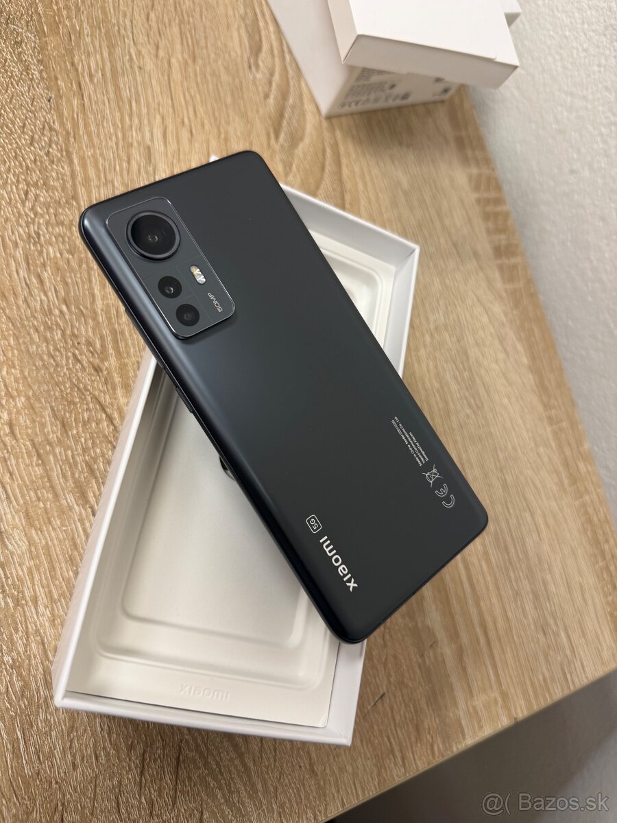 Predám Xiaomi 12 – 128 GB / 8 GB RAM - 2