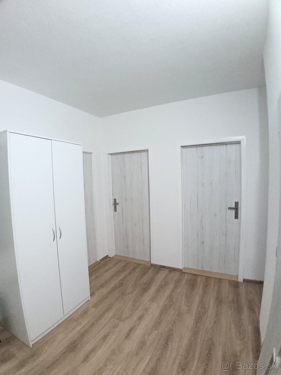 Prenájom 3 izbového bytu - 2