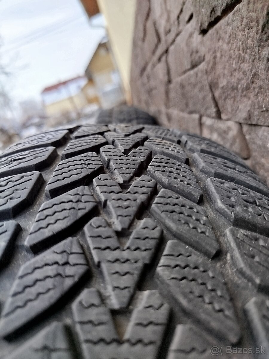Zimné gumy Dunlop 195/65 R15 - 2