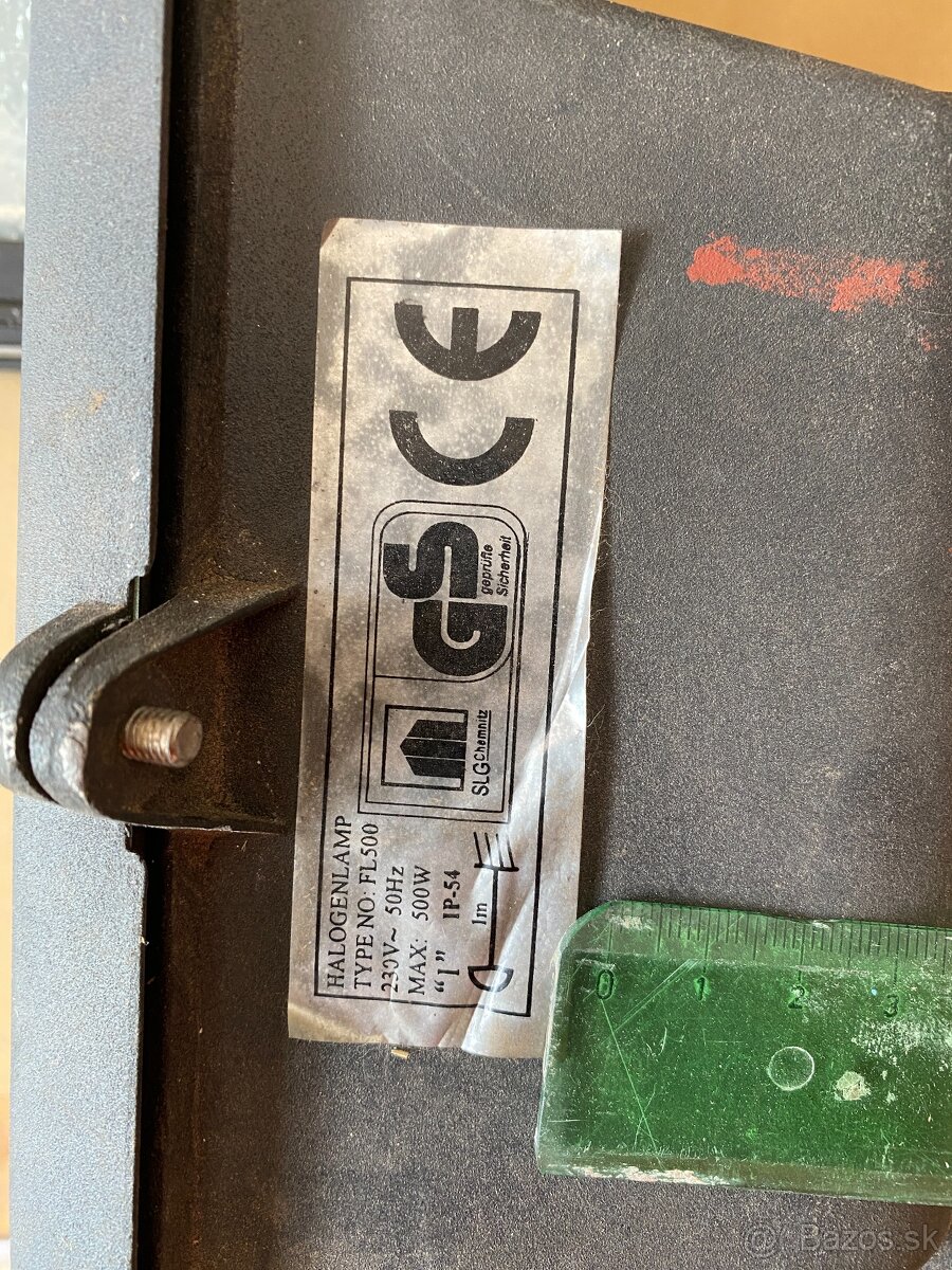 500 W halogénové svietidlo. - 2