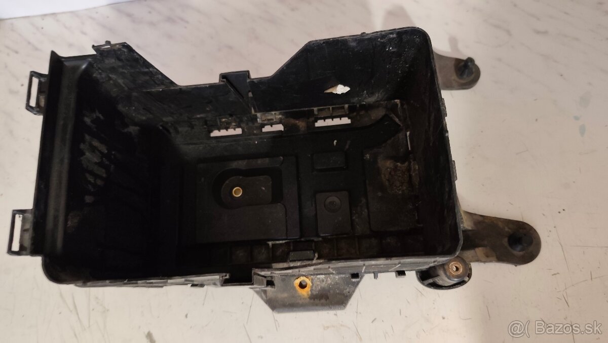 Držiak baterky Škoda Superb 2 2.0 tdi - 2