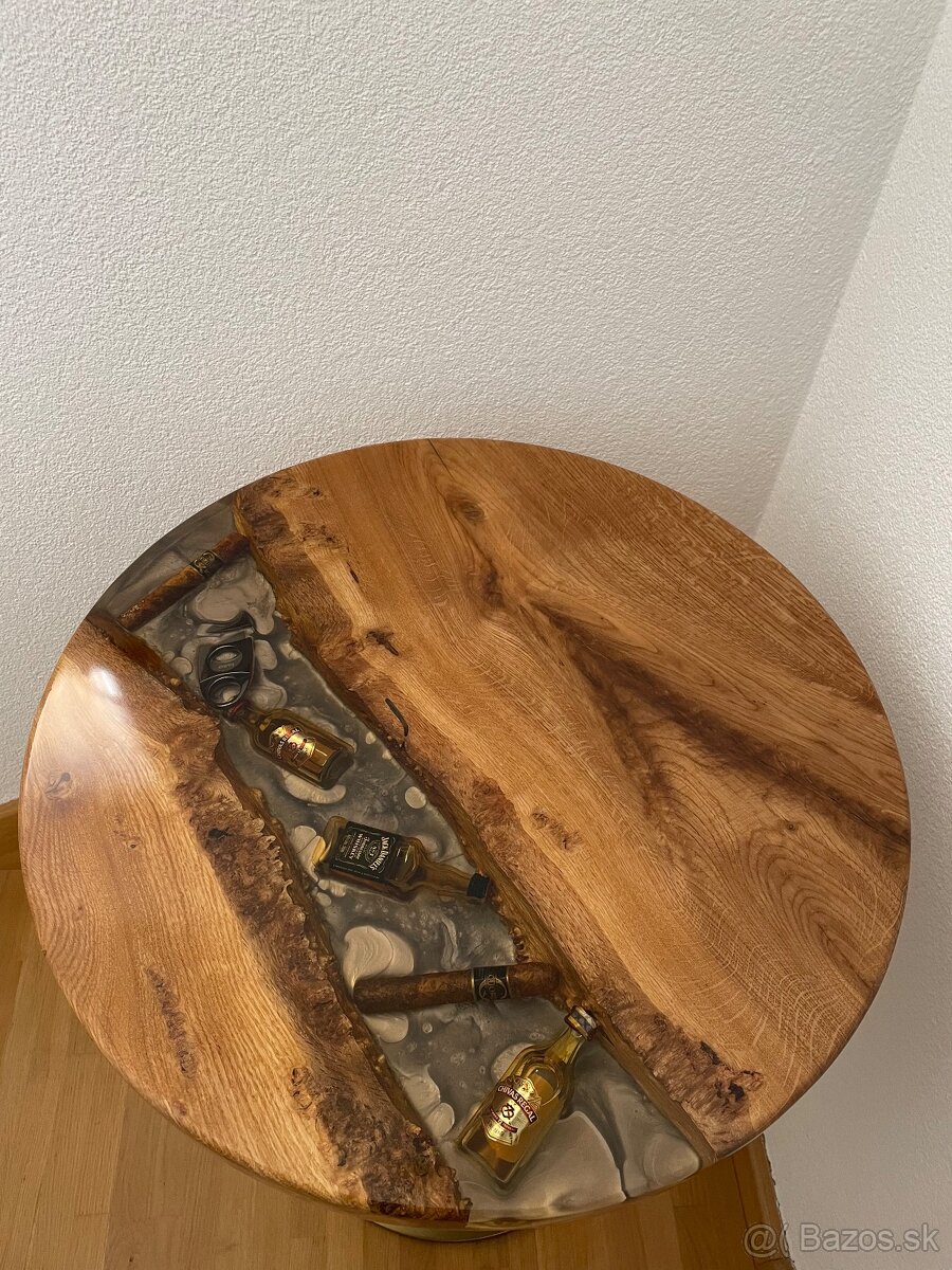 Epoxidový stolík - 2