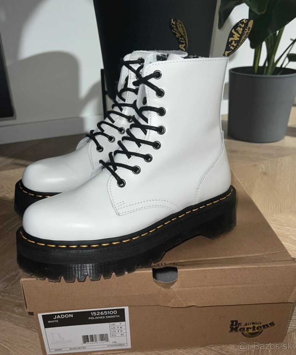 Nové Dr. Martens - 2