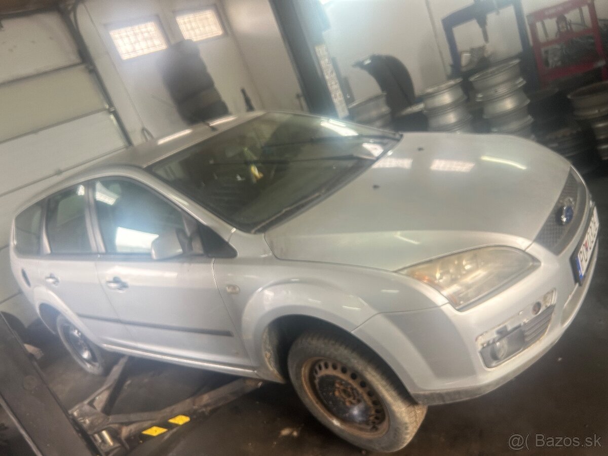 Ford focus 1.8 tdci na diely - 2