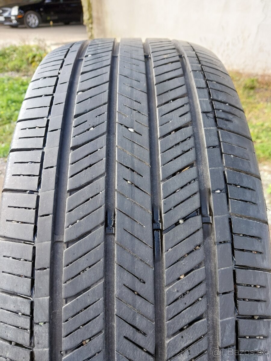Pneumatiky 235/ 55 r19 - 2