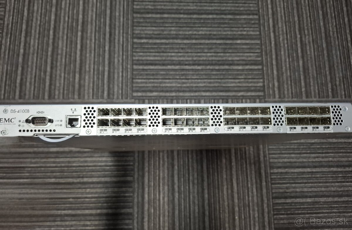 EMC DS-4100B 32-port SFP Switch NOVÁ CENA - 2
