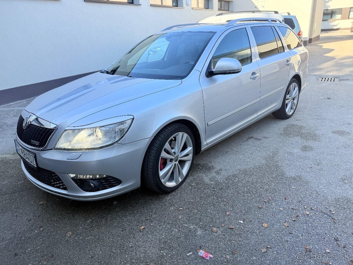 Škoda Octavia combi RS 147 KW benzín DSG 6 r.2012 - 2