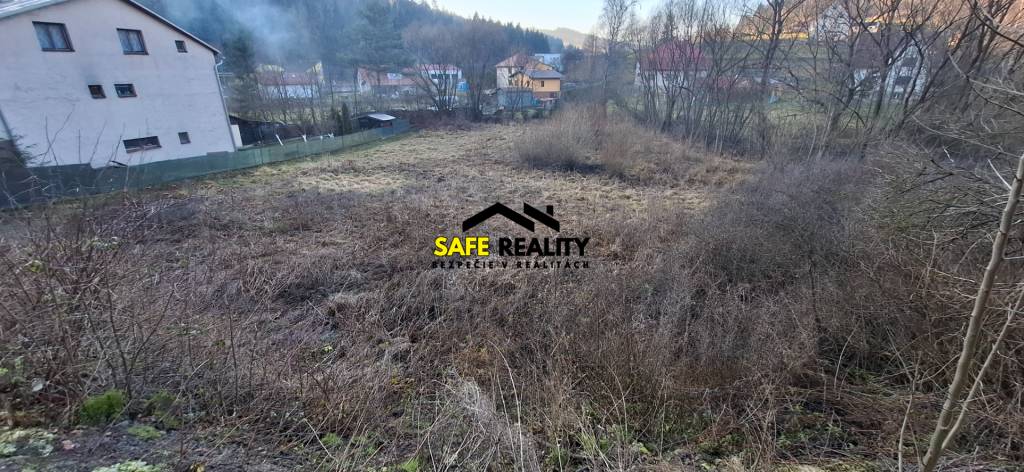 Stavebný pozemok v obci Svrčinovec - 2