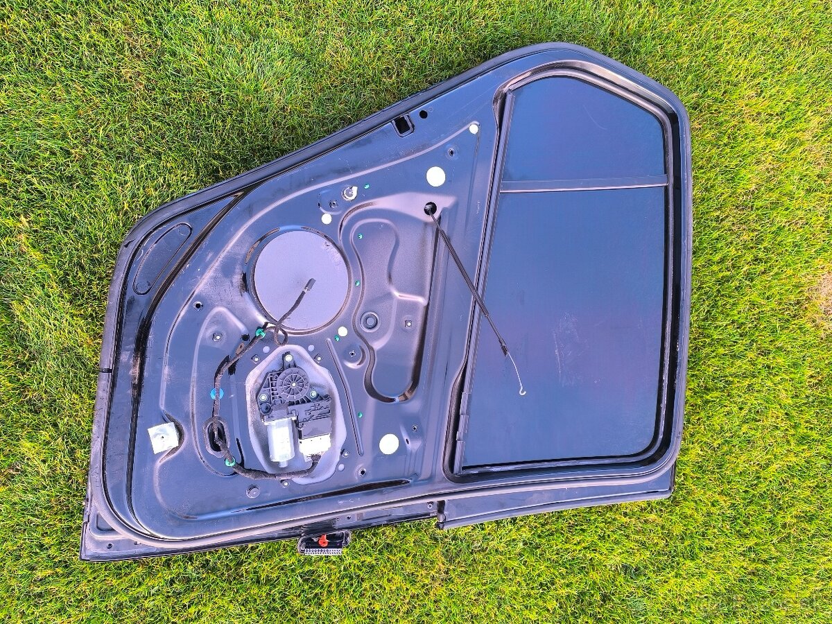 zadné dvere Volkswagen Golf 5 - 2