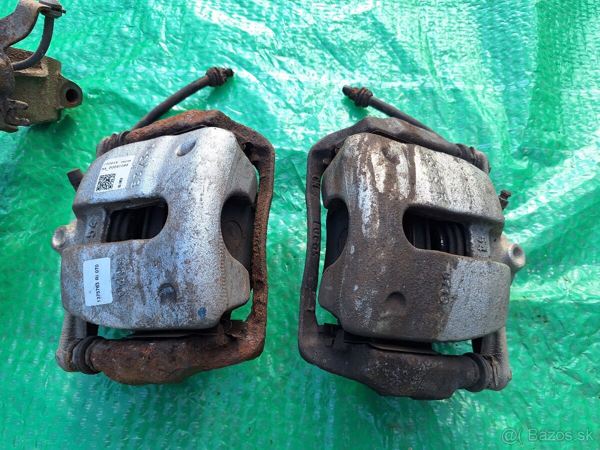 FABIA 1 RS Brzdové strmene 288mm - 2