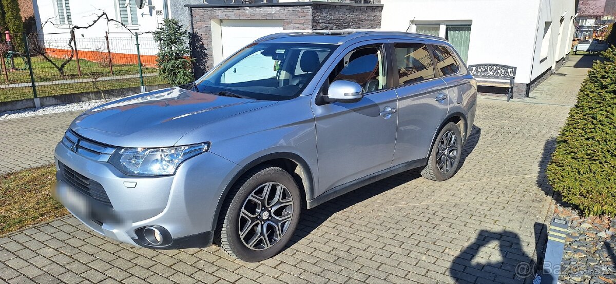 Mitsubishi outlander 2.2D 4x4 - 2