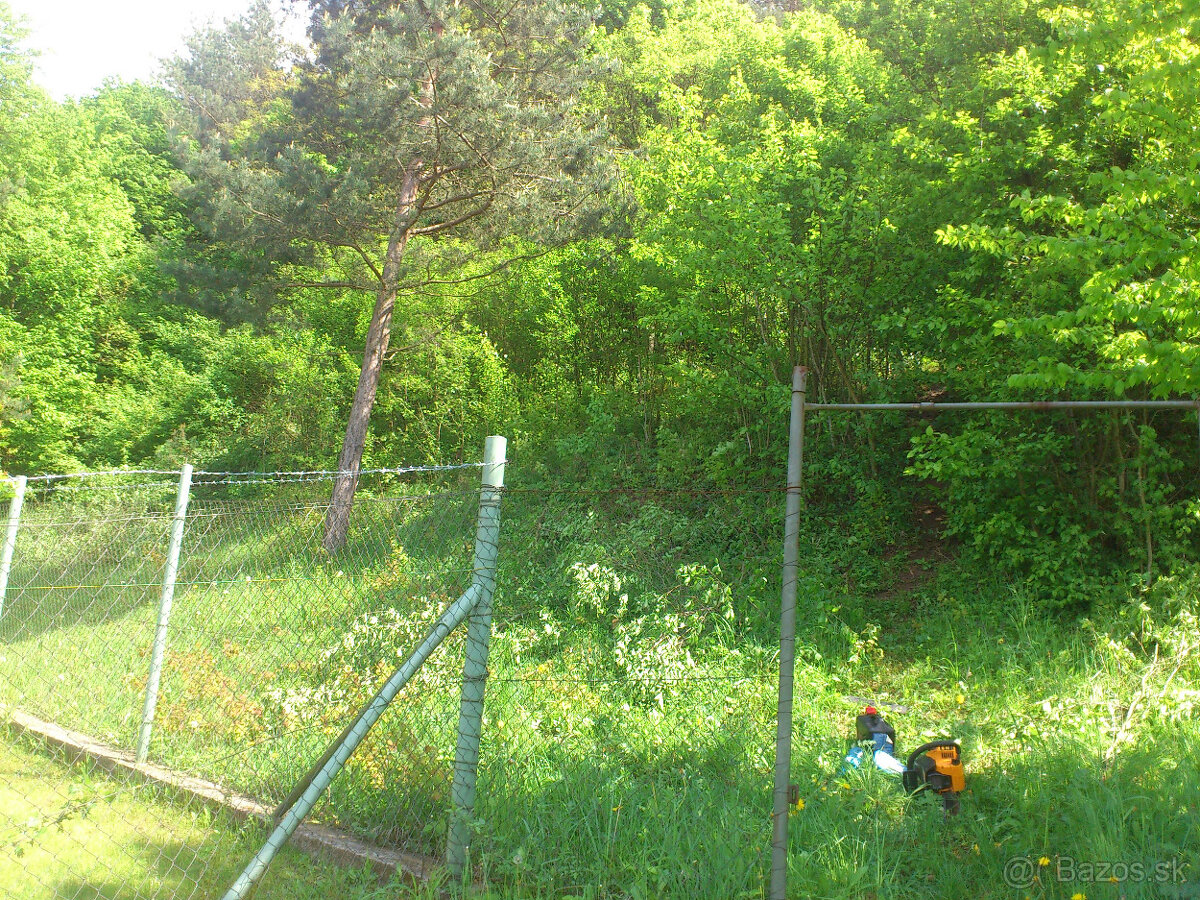 Pozemok pod Dubovcom - 2