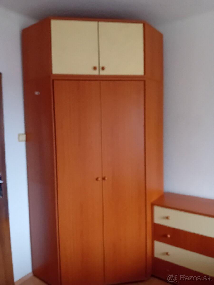 Zostava skríň na predaj - 2