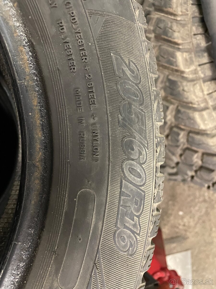 Predám zimne gumy 205/60r16 - 2