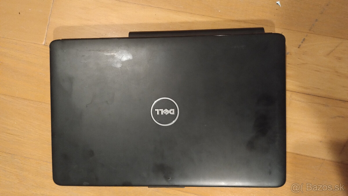 DELL Inspiron 1545 na náhradné diely - 2