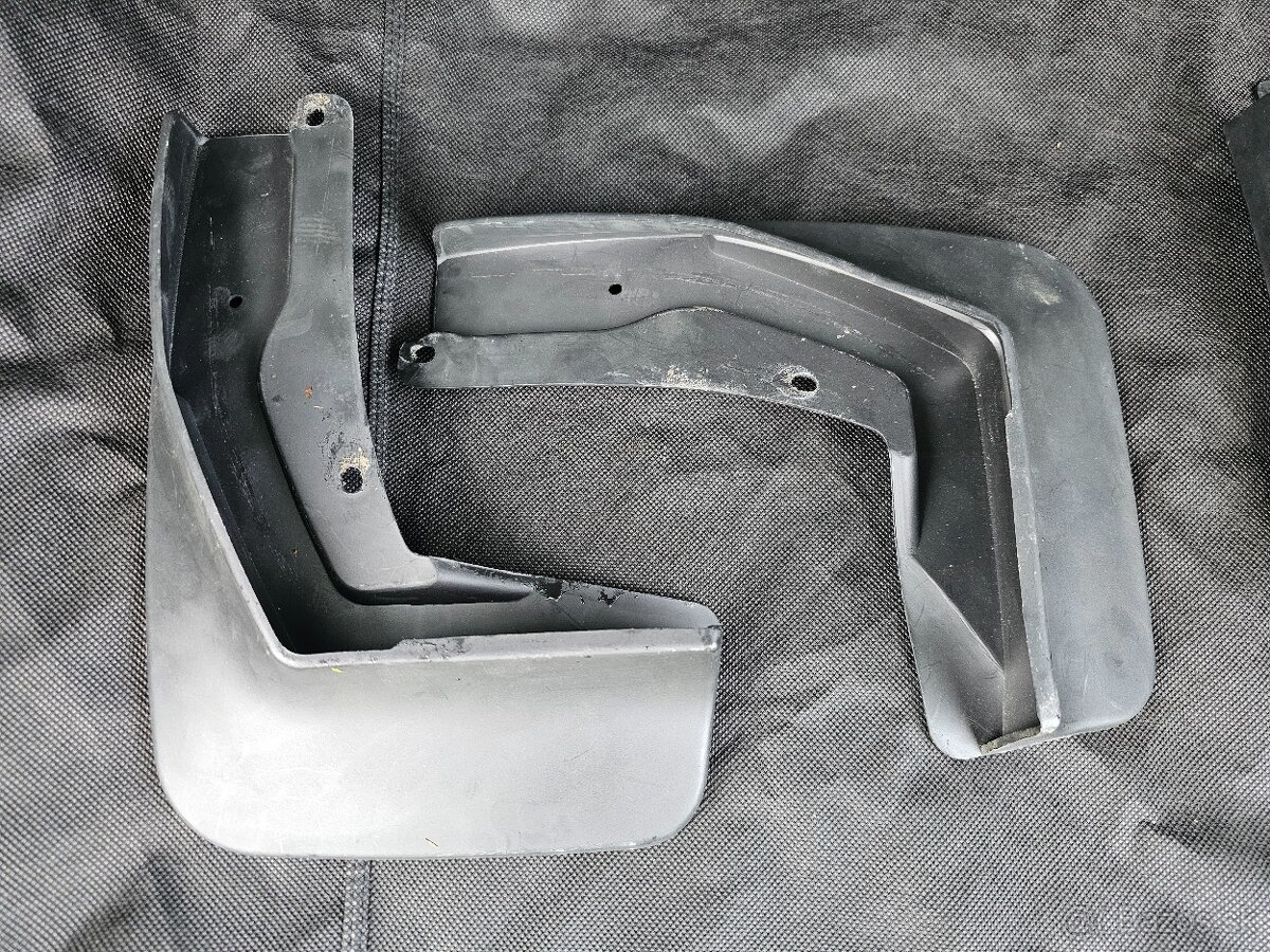 Lapače nečistôt VW Touran - 2