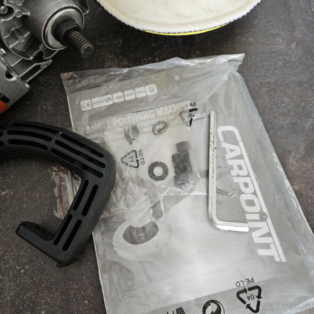 Leštička Carpoint 230V / 1200W – nová
- 2