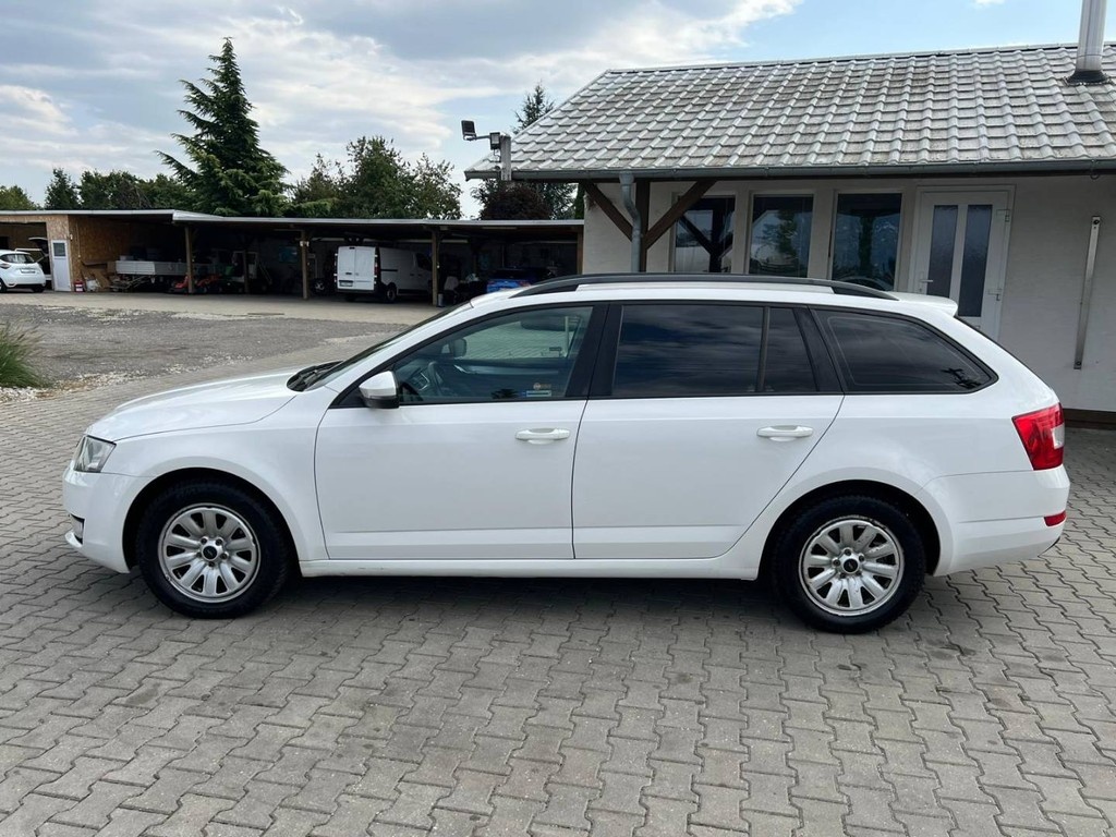 Škoda Octavia Combi 1.6 TDI Ambition - 2