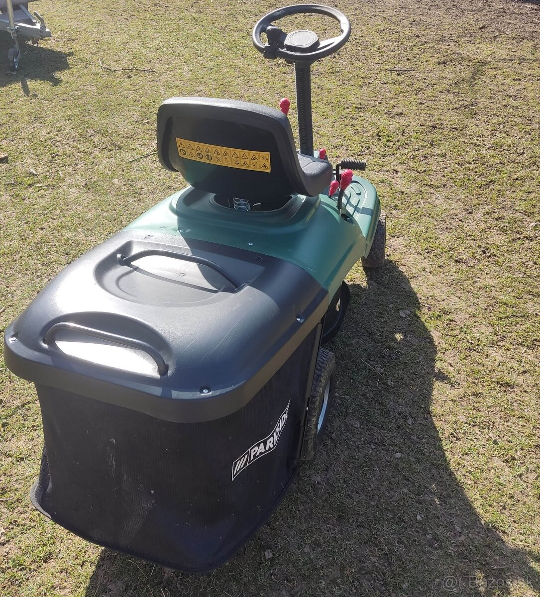 Traktorová kosačka Parkside - 2