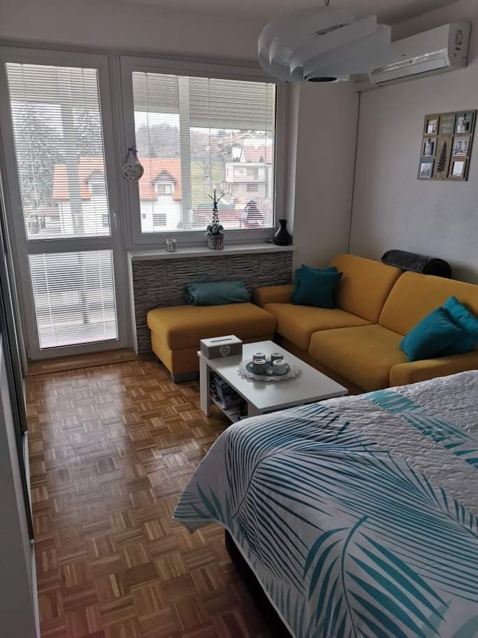 Predaj 1 izbový byt s loggiou, záhradou a pivnicou - 2