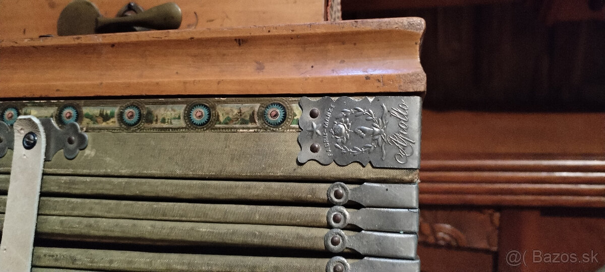 TOP nabídka Heligonka APOLLO rok cca 1890. stále hrající - 2