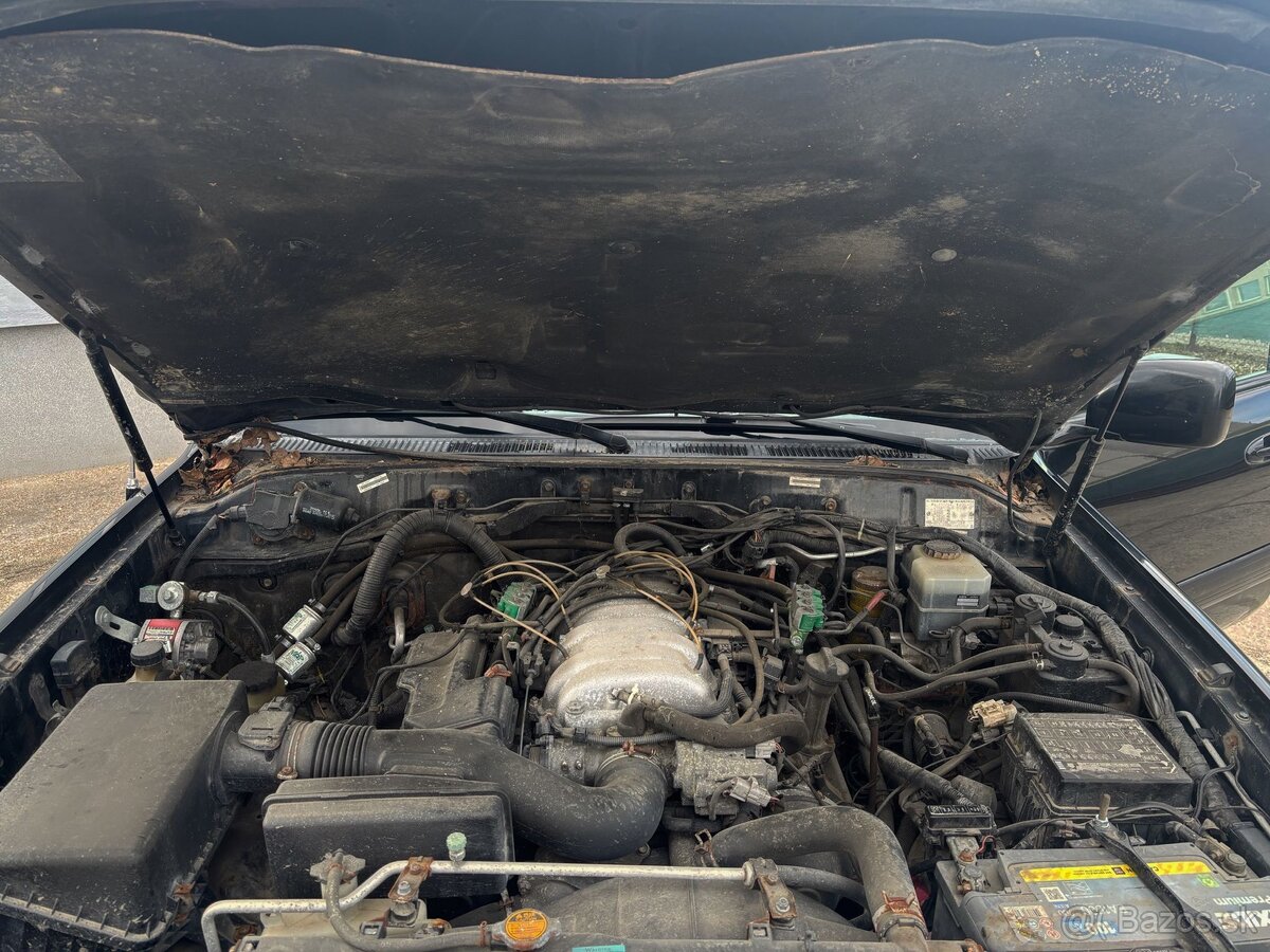 Toyota Landcruiser 4.7 V8
