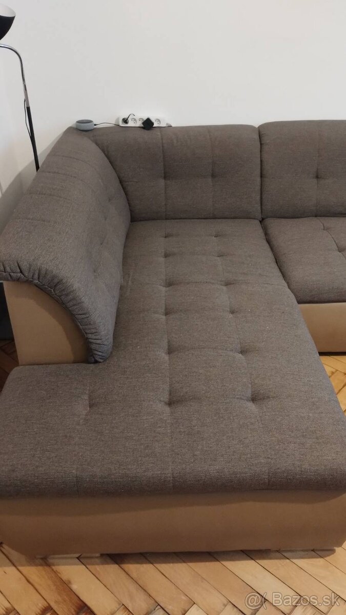 Veľká a priestranná 3-dielna sedacia súprava (gauč) - 2