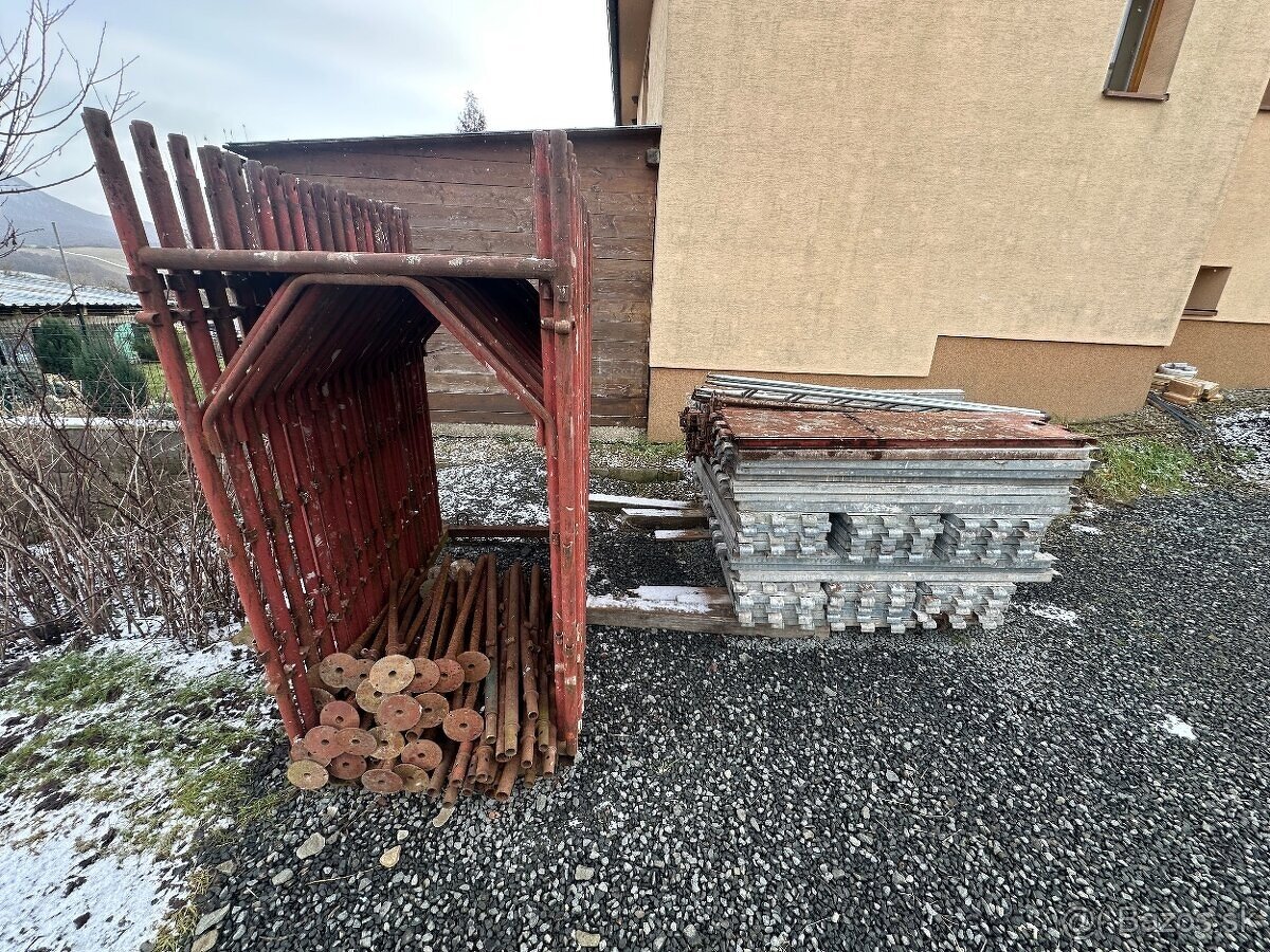 Prenájom rámového lešenia, 1m šírka - 2