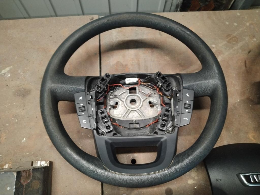 Prodám volant a airbag z vozidel Iveco Daily - 2