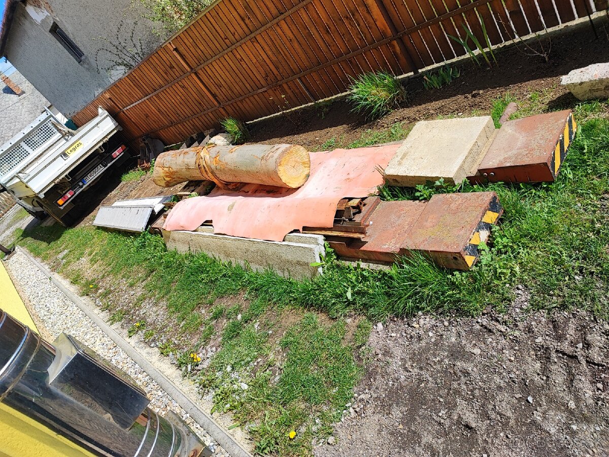 Štvorstlpový zdvihák - 2