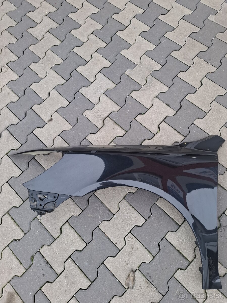 Škoda Octavia 2 Lift Blatník - 2