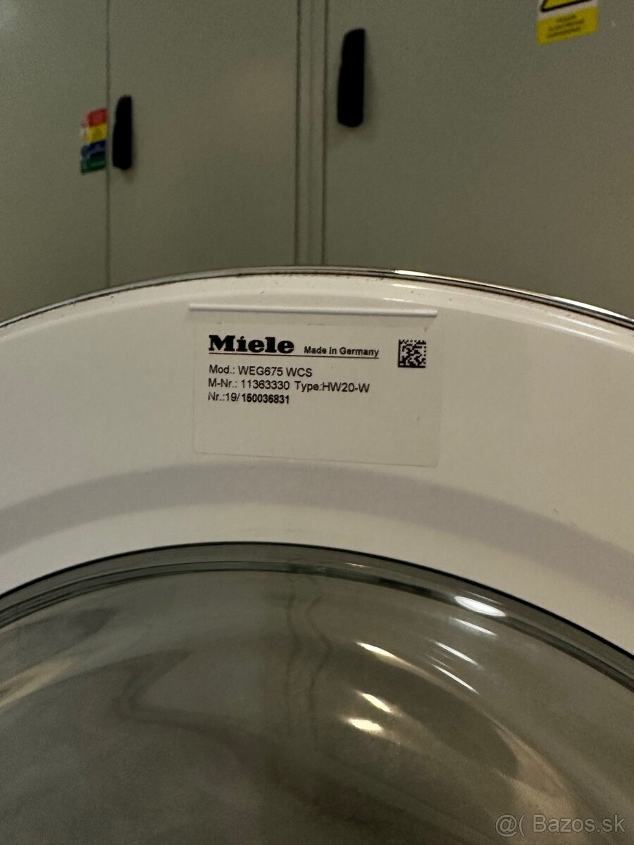 Predám práčku Miele WEG 675 WCS - 2