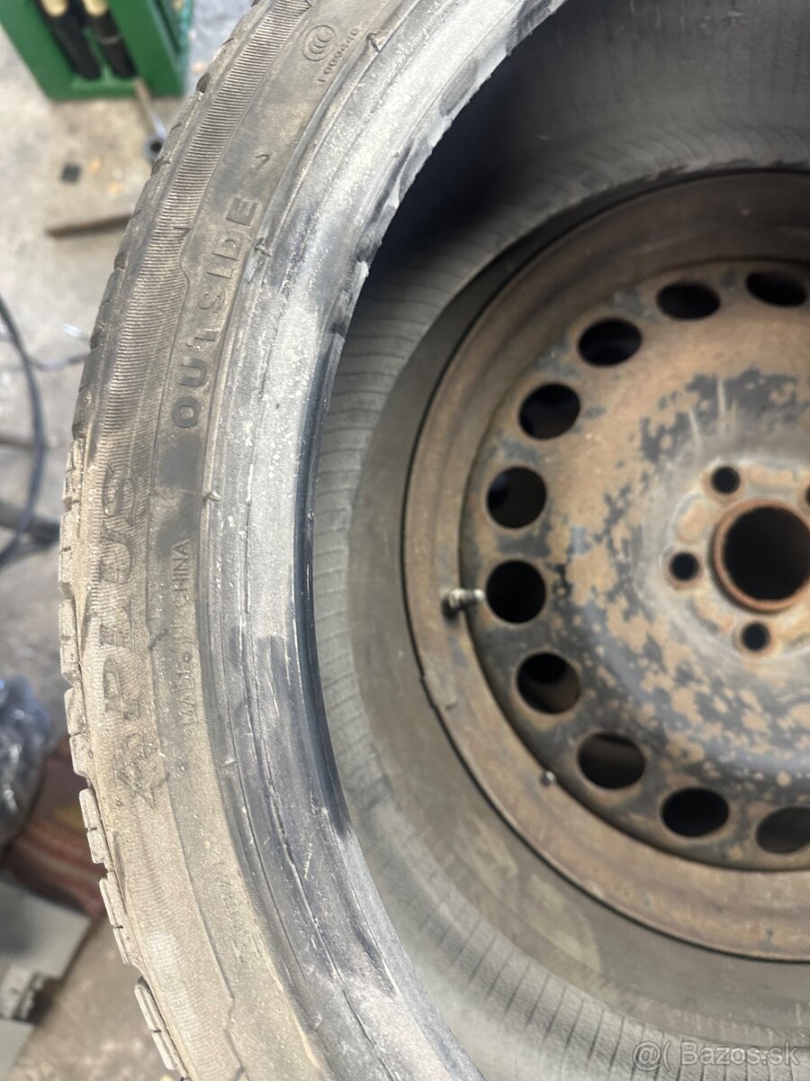 Pneumatiky Aplus 235/35 ZR19 xl - 2