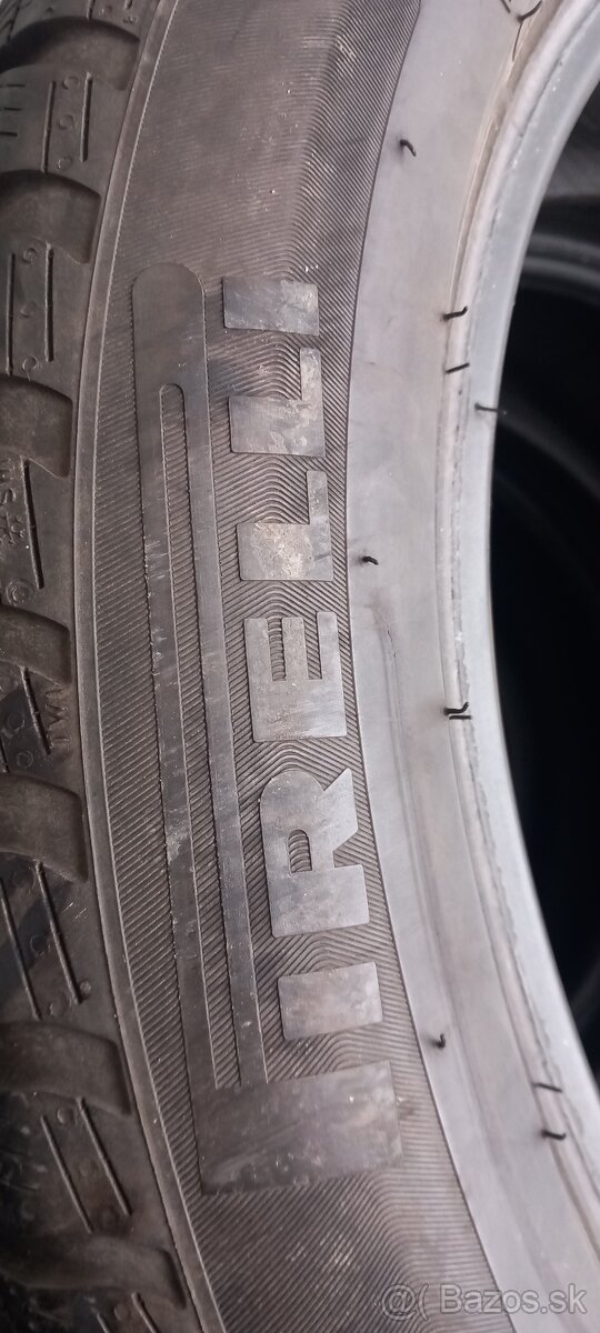 Zimne pneumatiky 245/50 r19 - 2