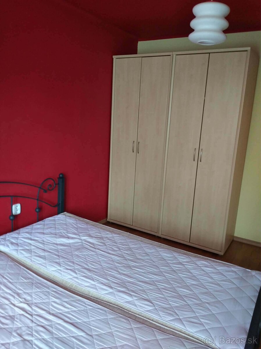 Prenájom v Komárne + wifi v centre - 2