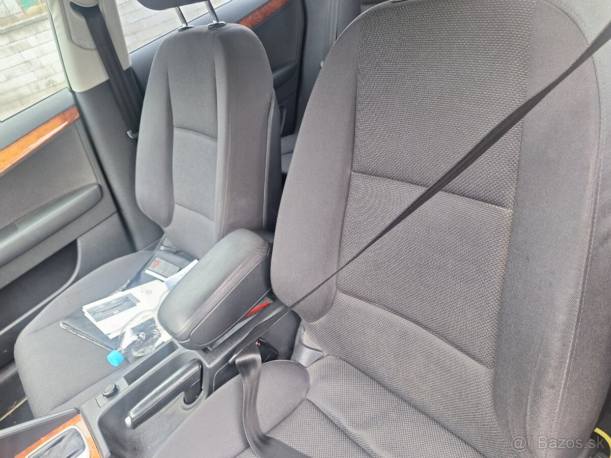 AUDI A3 SPORTBAG 2.0 BENZÍN AUTOMAT FSI - 2