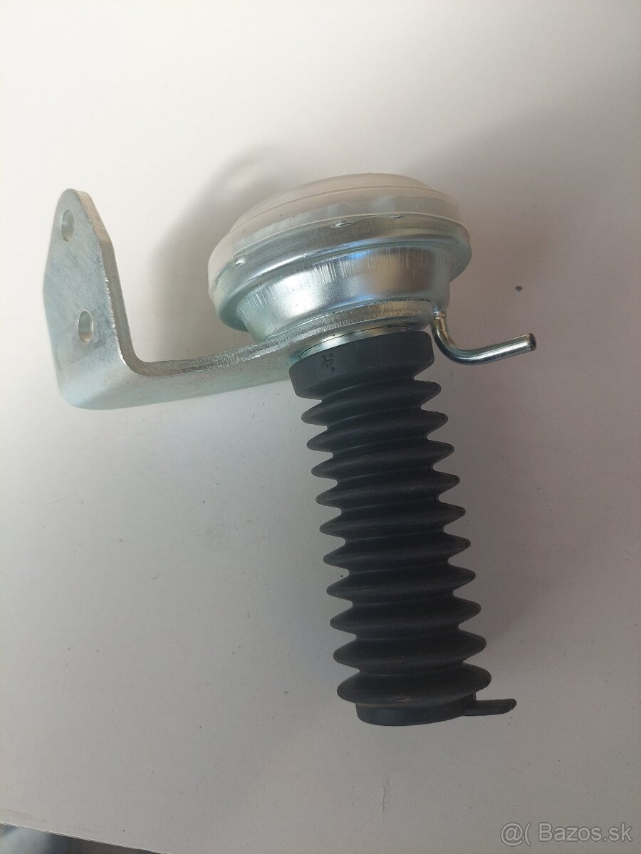 Podtlaková pumpa Mitsubishi - 2