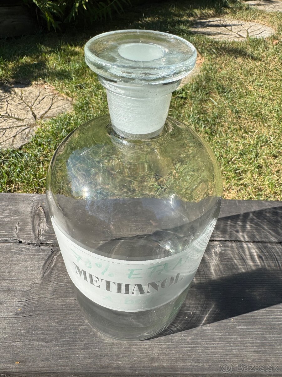 Velká skleněná lékárnická dóza s nápisem METHANOL. - 2