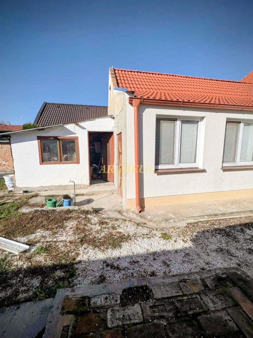 4 izbový rodinný dom v obci Zeleneč okres Trnava - 2