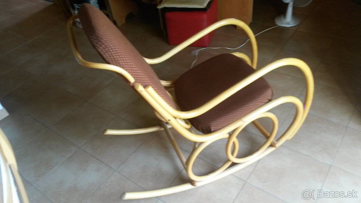 Hojdacie kreslo Ton - 2