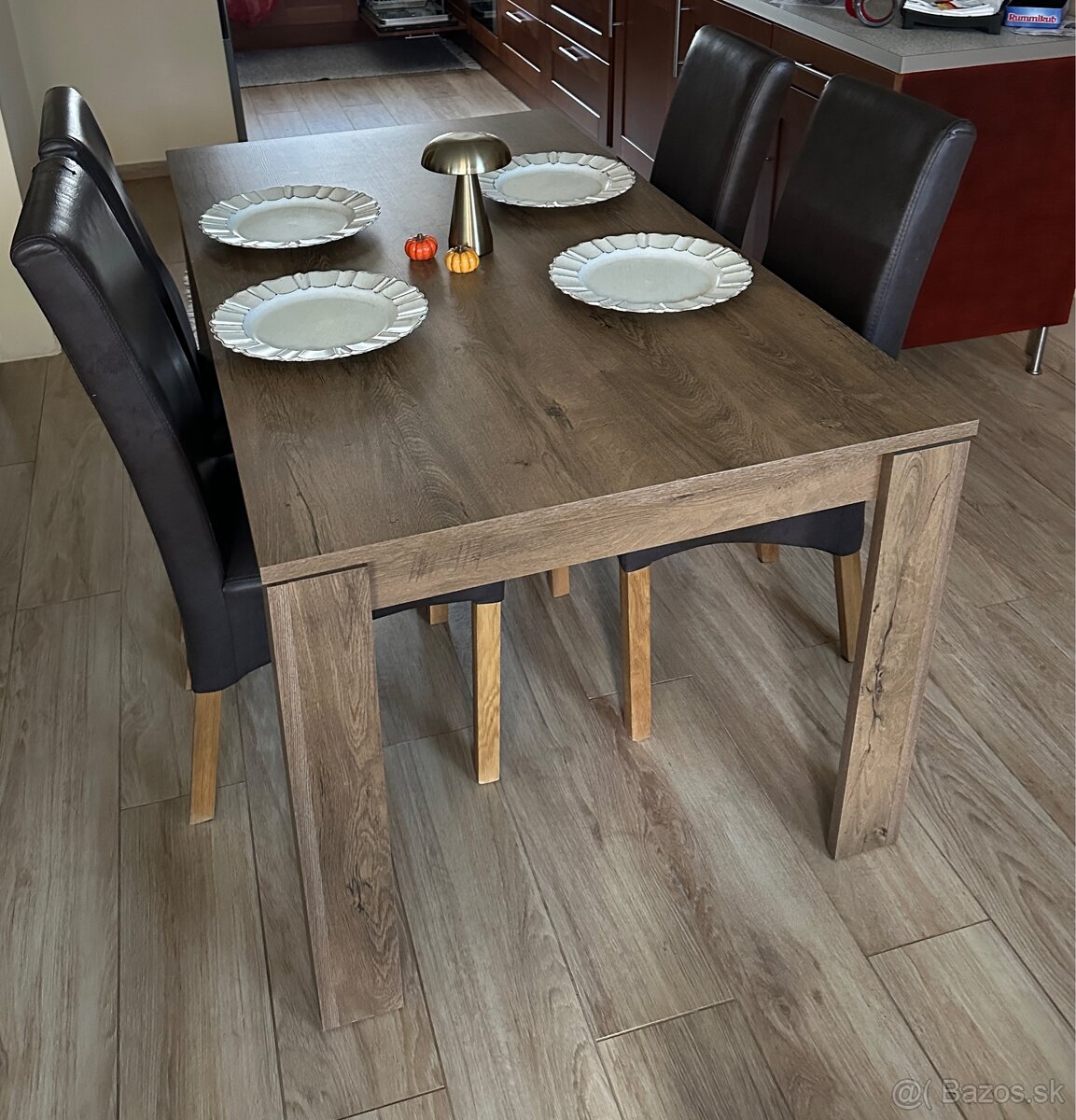 Jedalensky stol, stolicky Jysk - 2