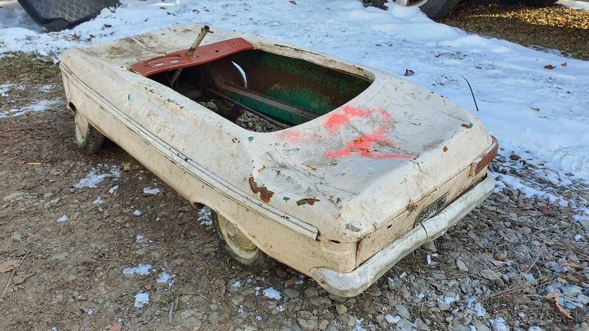 Predám/vymením šľapací Moskvič - 2