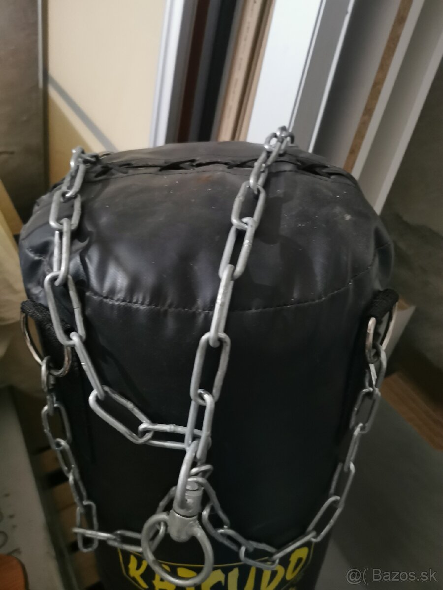 Predám boxovacie vreco + príslušenstvo. - 2