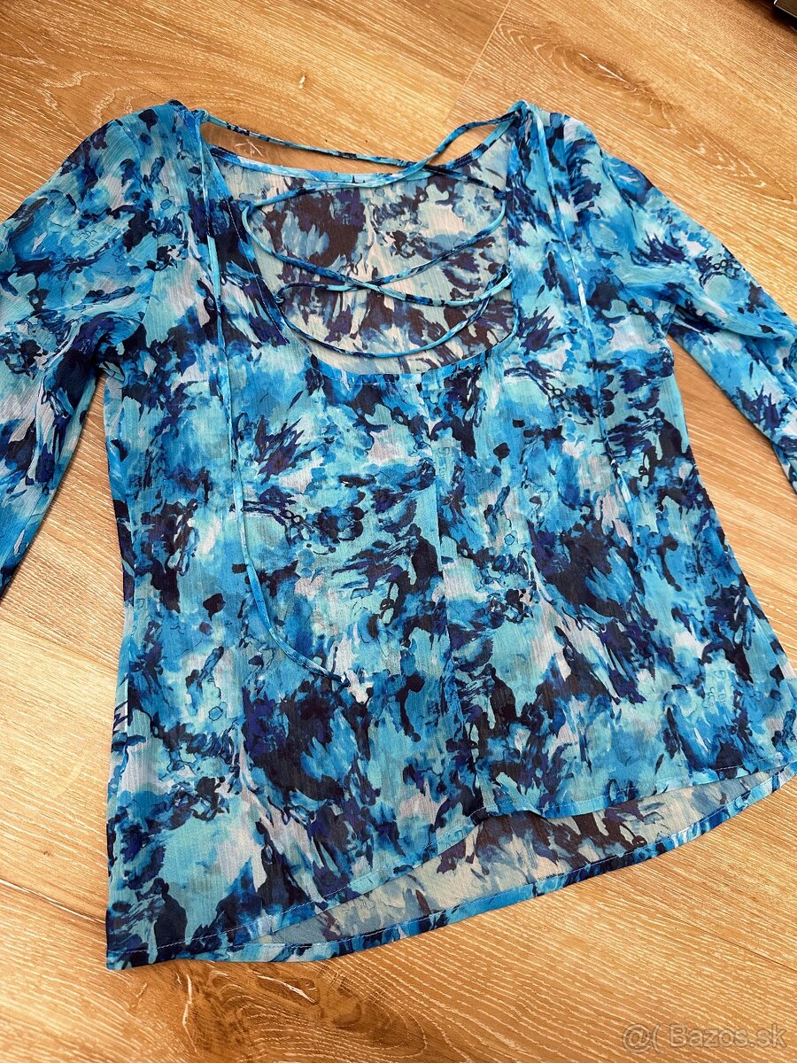 Modrá blúzka - 2
