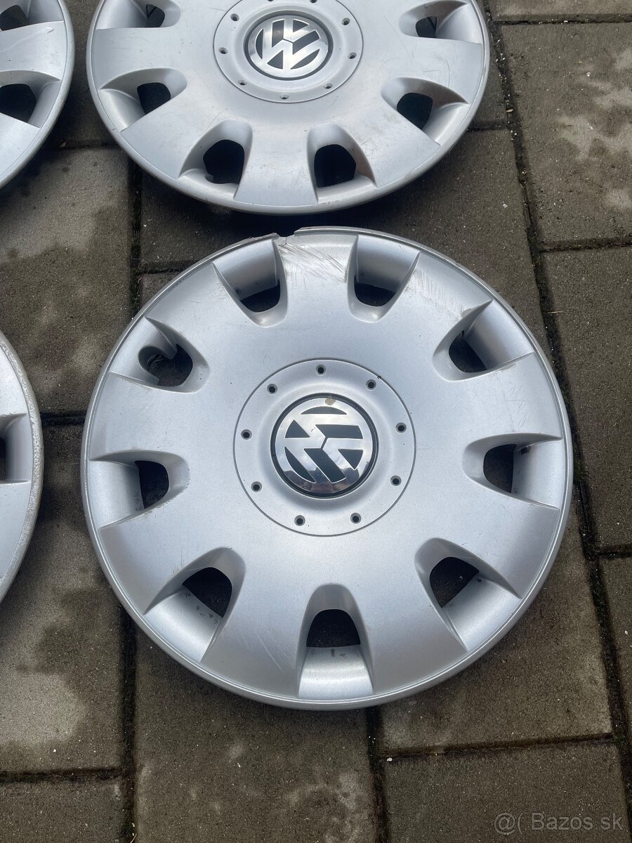 Puklice,kryty koles VW r16" - 2