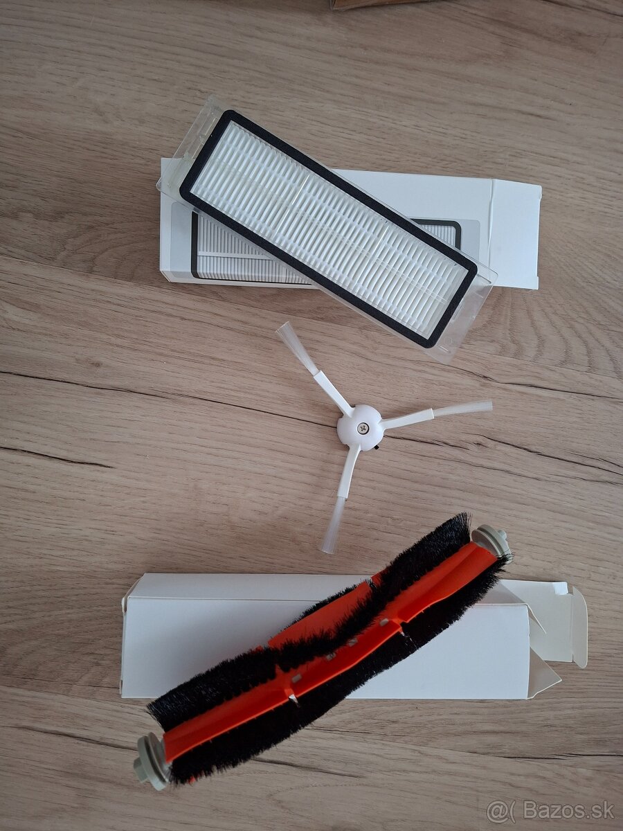 Roboticky vysavac Xiaomi - 2